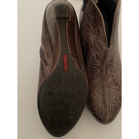 Pikolinos Embroidered Ankle Boots Heeled Slip On Almond Toe Brown EU 38 US 7.5 - Picture 9 of 11